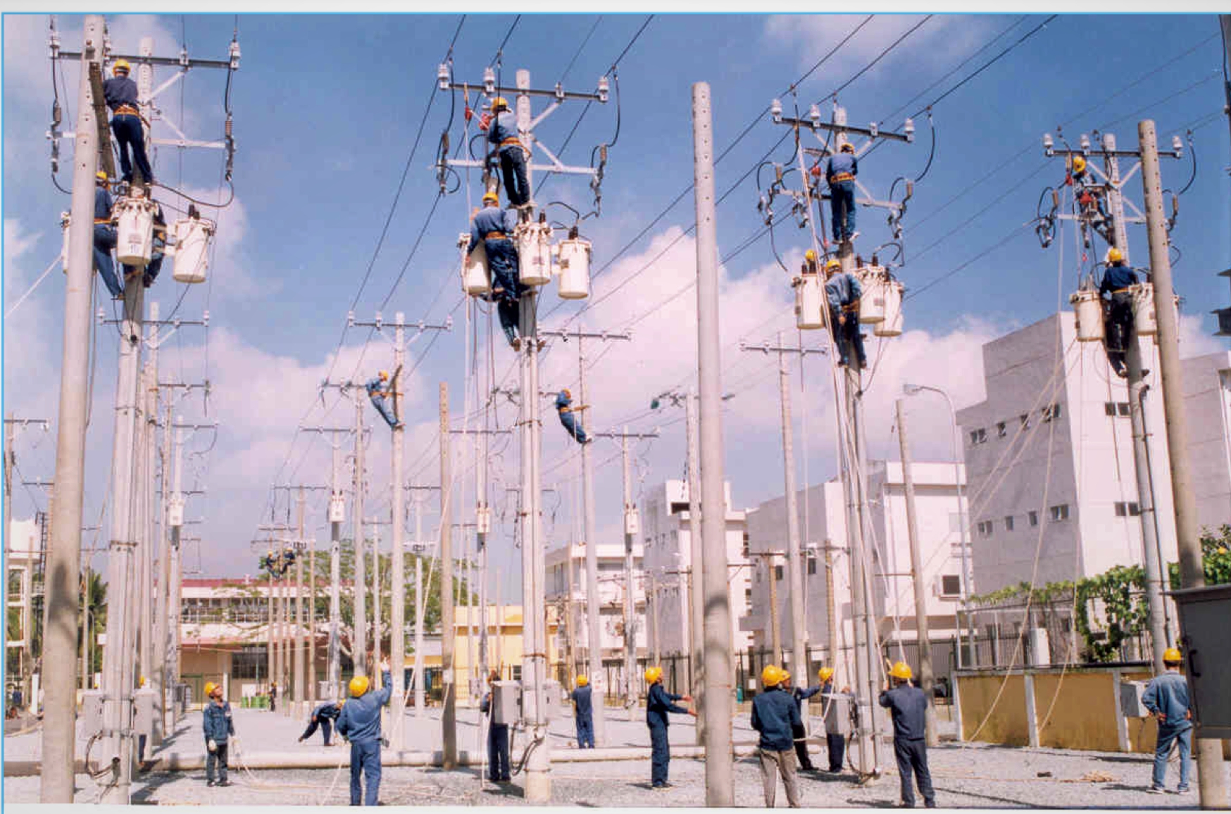 Kỷ niệm ng&agrave;y 20-11: Dấu ấn 49 năm của Trường Cao đẳng Điện lực Th&agrave;nh phố Hồ Ch&iacute; Minh - Ảnh 4.