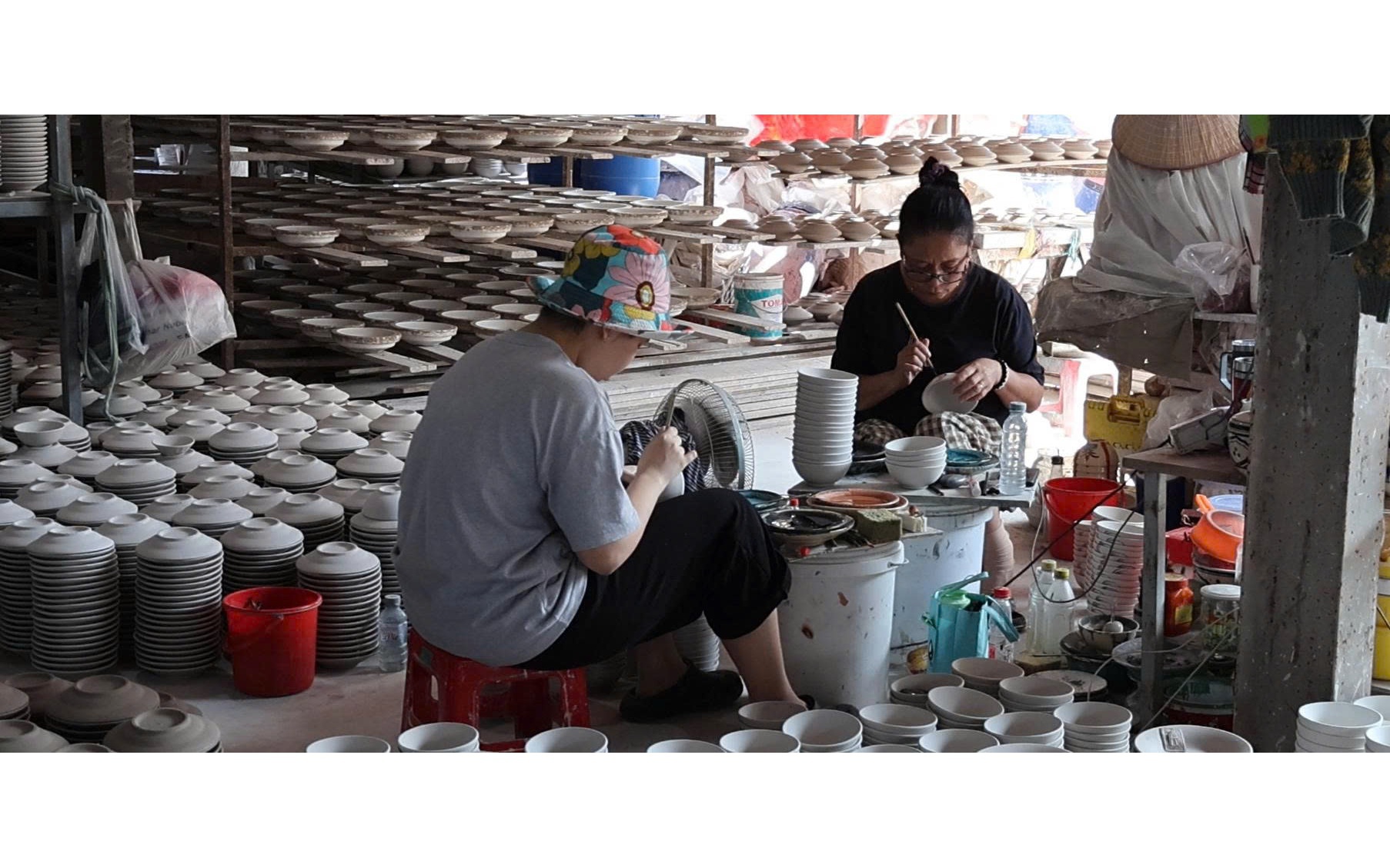 Giữ lửa lò gốm giữa lòng phố thị