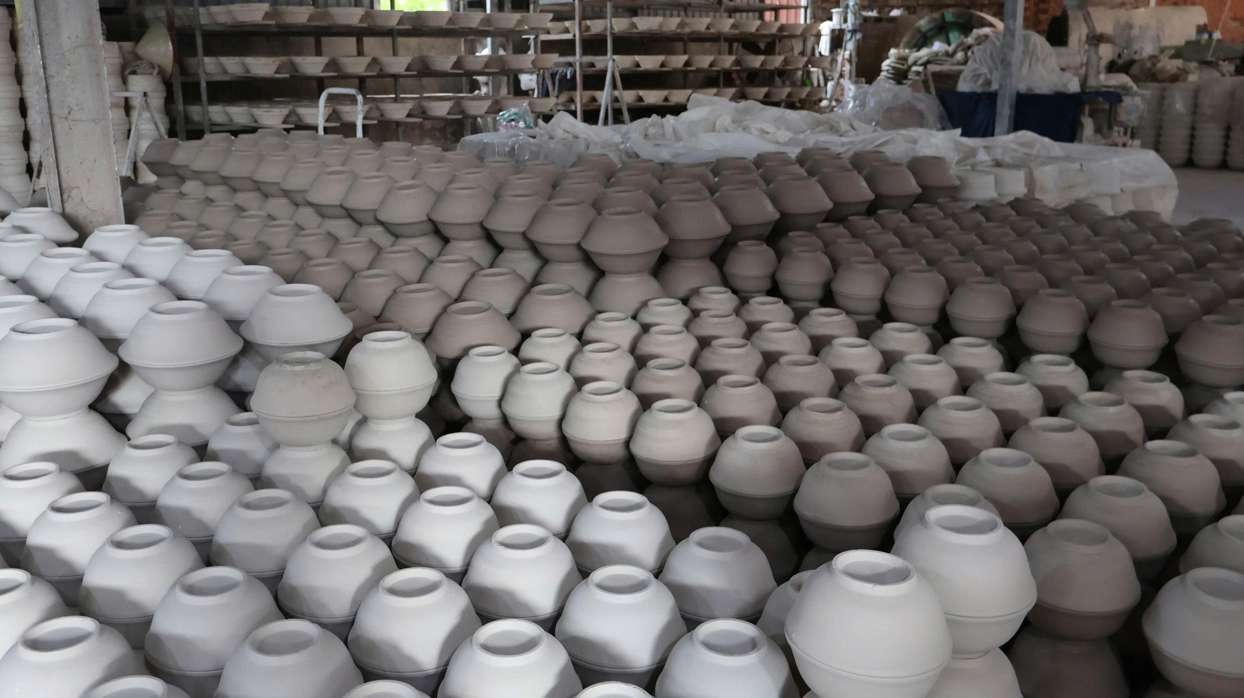 Giữ lửa l&ograve; gốm giữa l&ograve;ng phố thị - Ảnh 1.