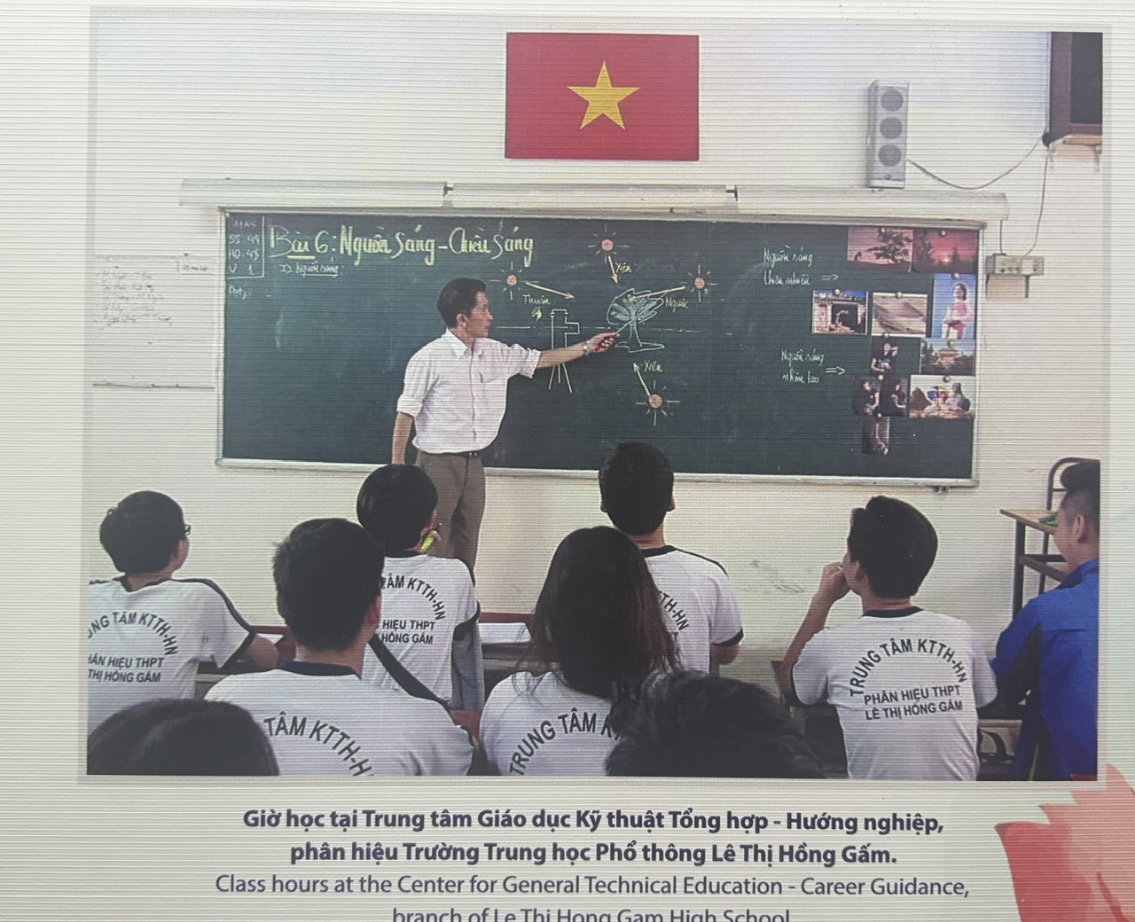 50 năm ngành GD-ĐT TP HCM: Xúc động trào dâng qua những bức hình đen- trắng - Ảnh 11.