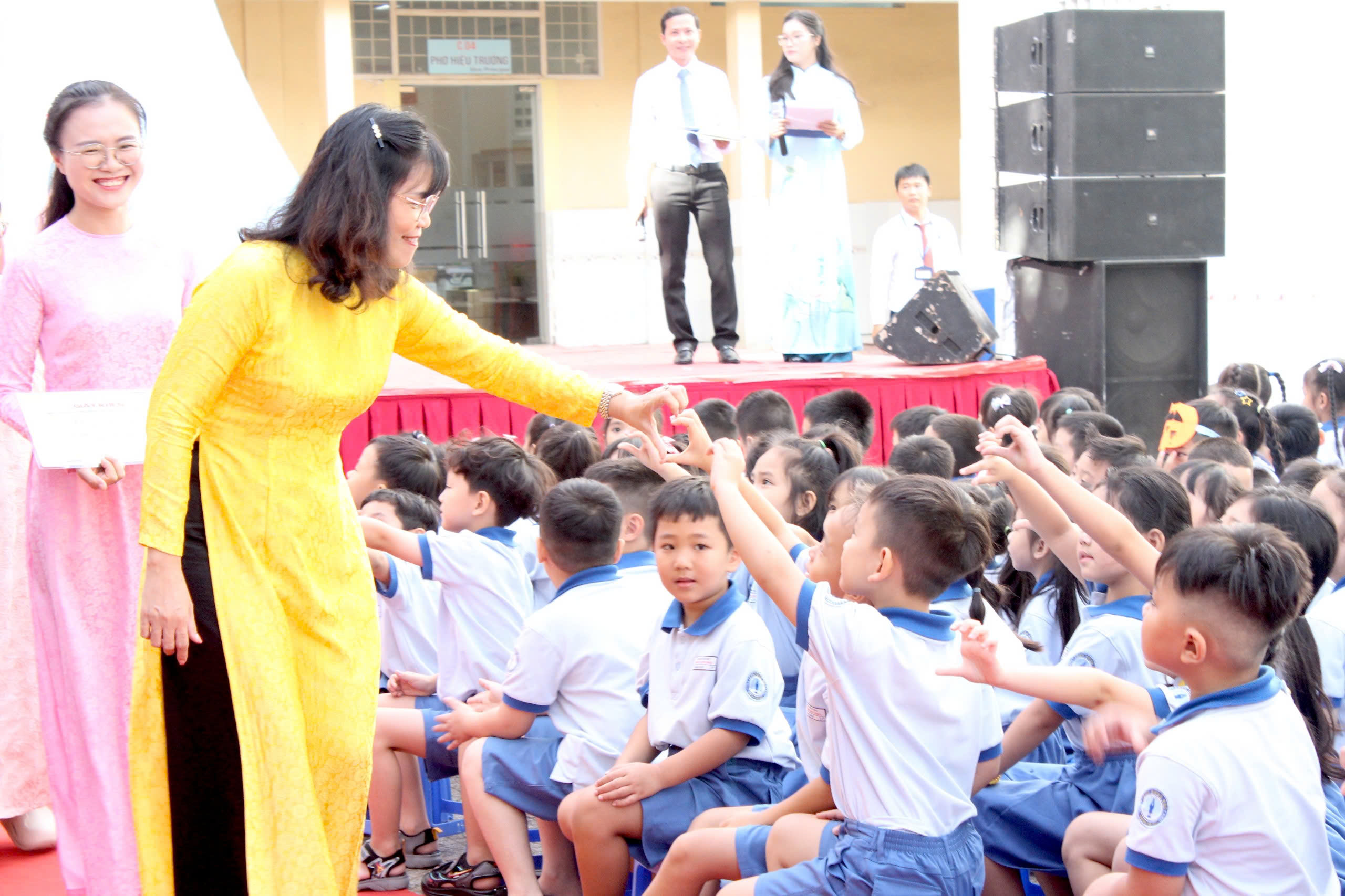 Kết quả học tập học sinh tiểu học Việt Nam cao nhất khu vực Đ&ocirc;ng Nam &Aacute; - Ảnh 1.