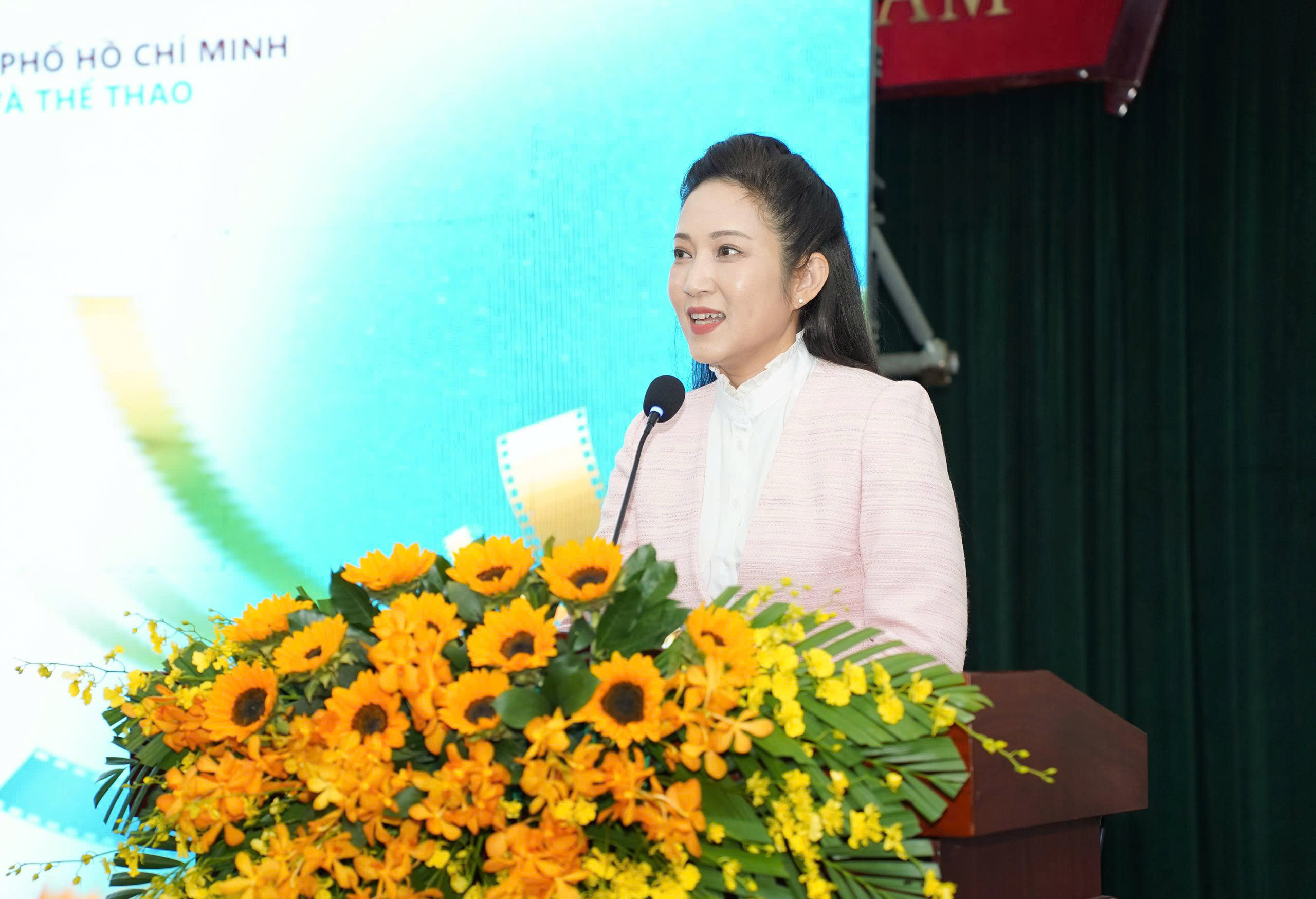 Phát tặng 1.500 vé khai mạc LHP Việt Nam lần XXIV - Ảnh 2.