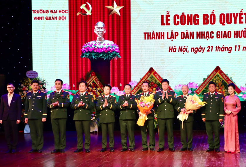  Th&agrave;nh lập D&agrave;n nhạc giao hưởng Qu&acirc;n đội - Ảnh 1.
