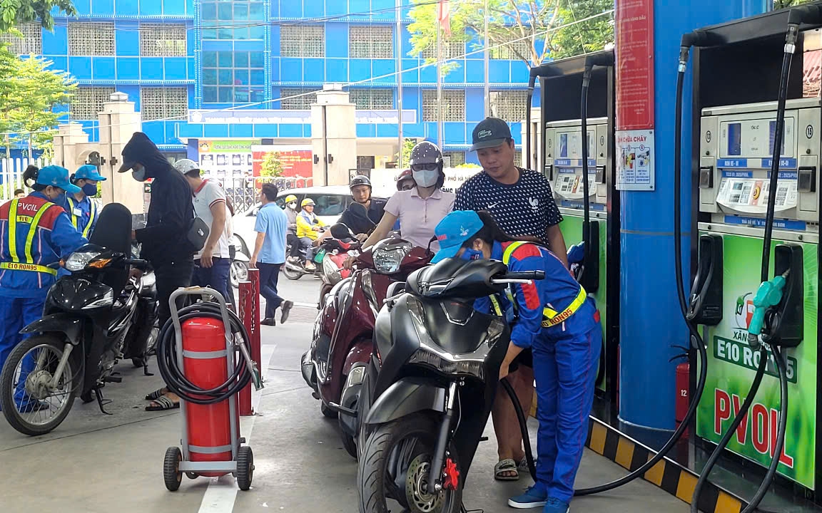 Chuyển đổi sang xăng E10 , Việt Nam đã sẵn sàng cho tương lai năng lượng xanh - Ảnh 2.