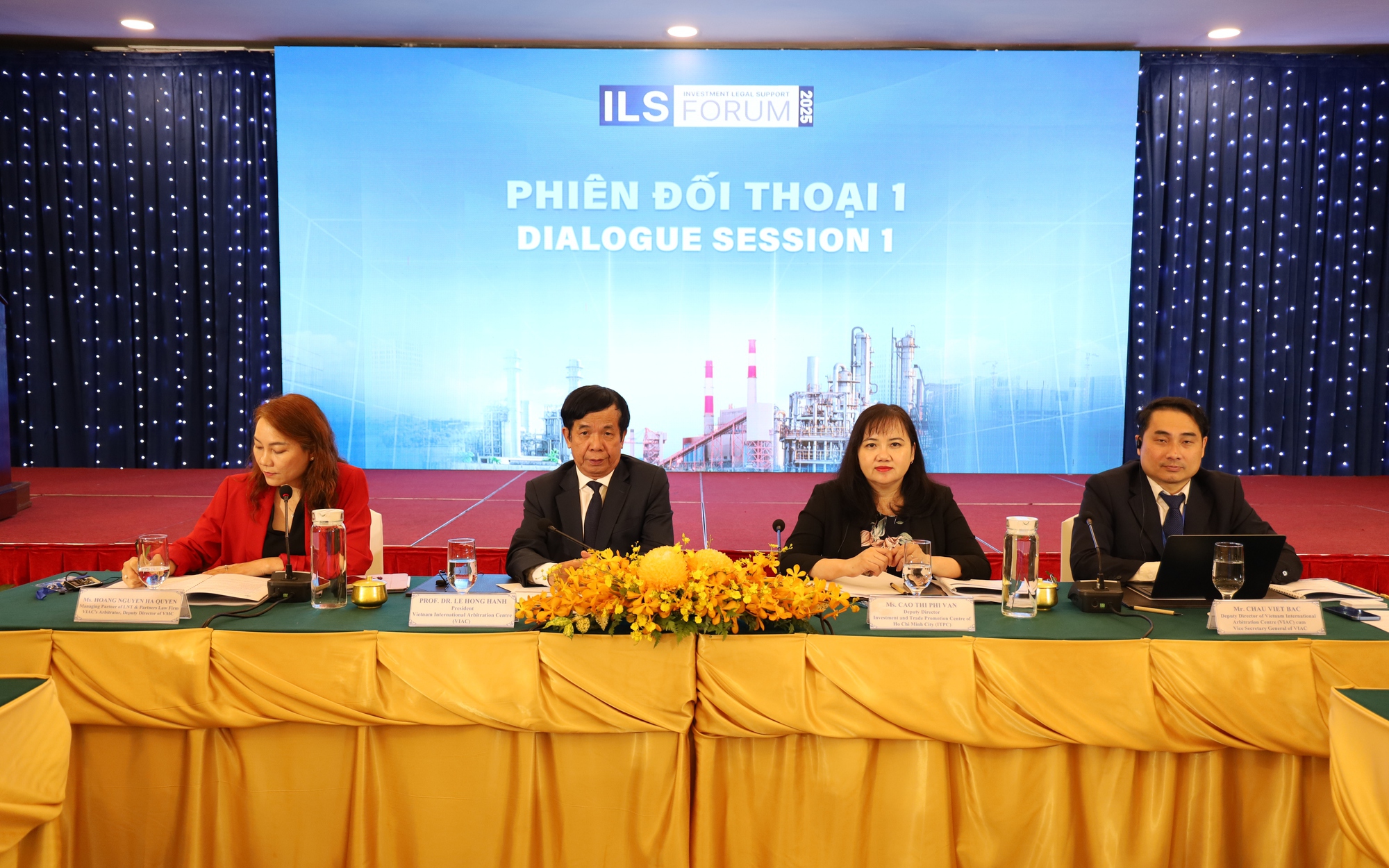 Thủ tục pháp lý "kìm chân" nhà đầu tư khu công nghiệp