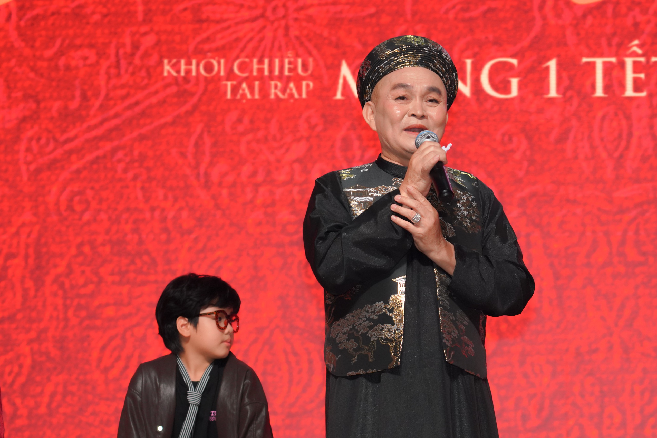 NSƯT Xu&acirc;n Hinh "diễn như kh&ocirc;ng" trong lần đầu kết hợp Thu Trang - Ảnh 3.