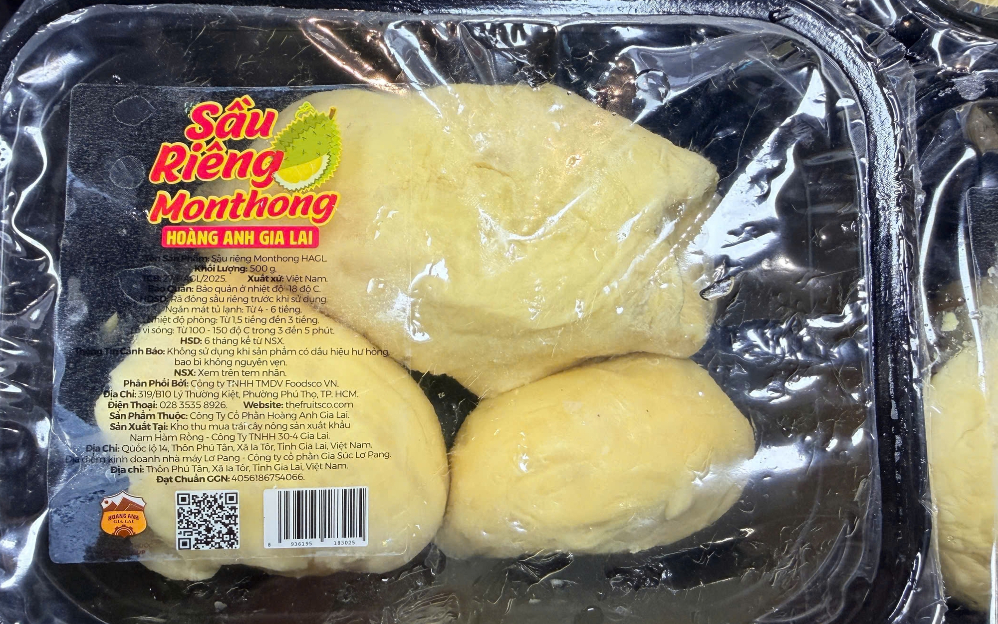 Bầu Đức bất ngờ mang sầu riêng bán trong nước