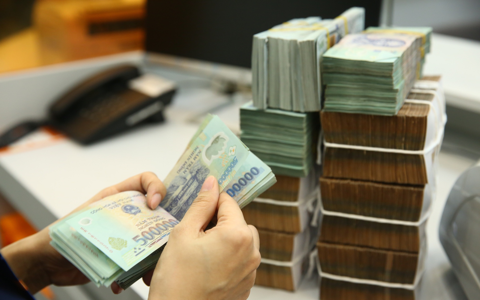 Thêm 3 ngân hàng vừa tăng lãi suất gửi tiết kiệm