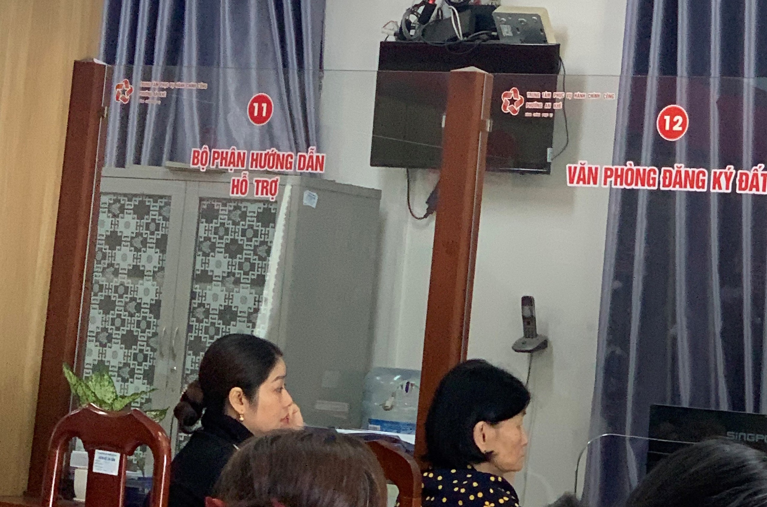 Đ&agrave; Nẵng chấn chỉnh tiếp nhận hồ sơ đất đai tại phường An Kh&ecirc; - Ảnh 1.