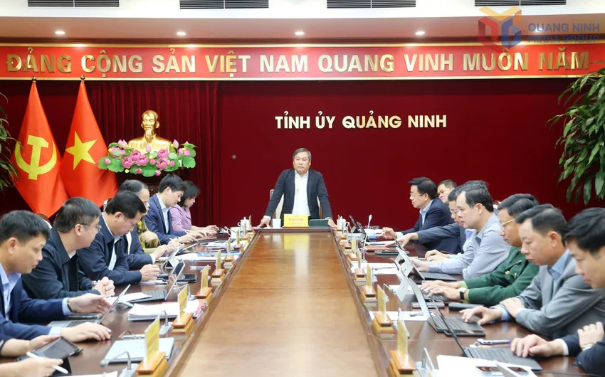 Quảng Ninh tập trung tổng lực, khẩn trương chi viện Lâm Đồng khắc phục hậu quả mưa lũ - Ảnh 1.