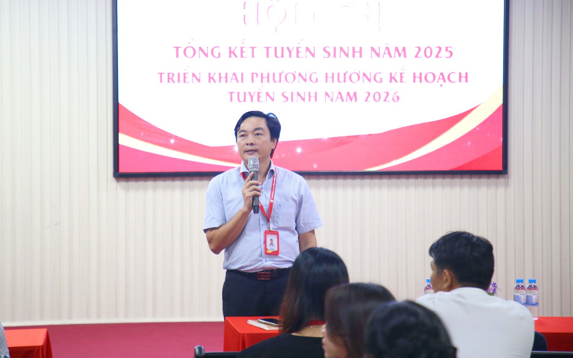 Trường cao đẳng giảm 70% học phí cho sinh viên vùng bão lũ 