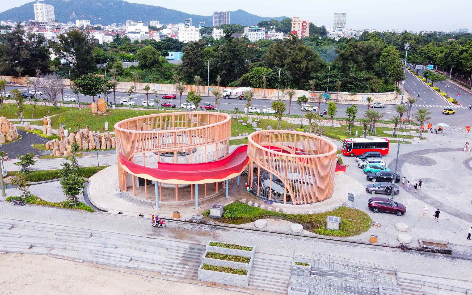 Hình ảnh cận cảnh “điểm nhấn” ở Bãi Sau, phường Vũng Tàu