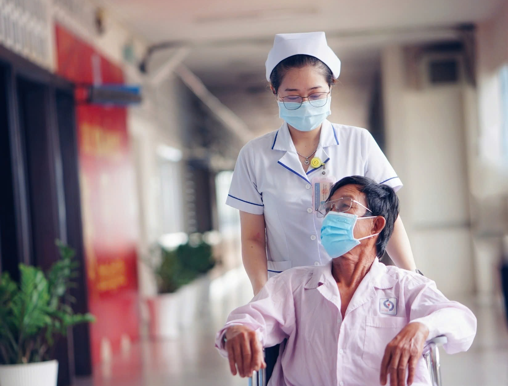 L&agrave;m r&otilde; quyền bổ nhiệm v&agrave; số lượng vị tr&iacute; việc l&agrave;m tại Trạm Y tế cấp x&atilde; - Ảnh 1.