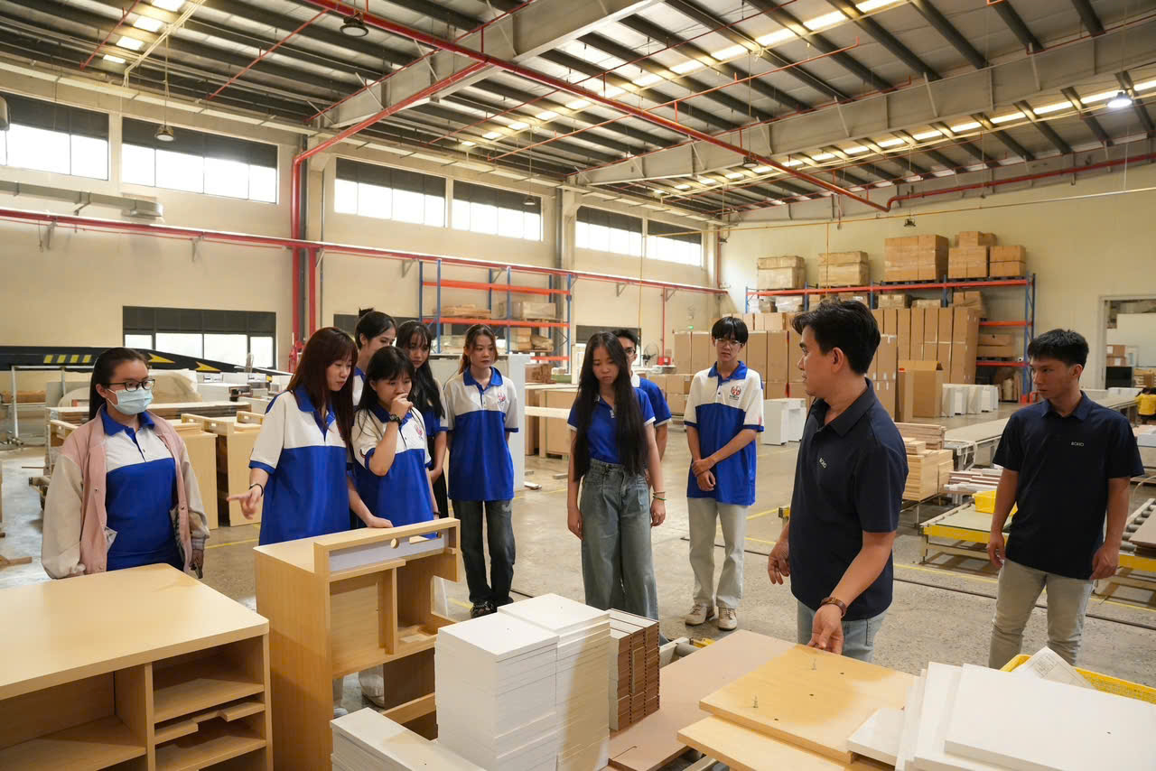 Doanh nghiệp liên tục đặt hàng nhân lực kỹ thuật - Ảnh 1.