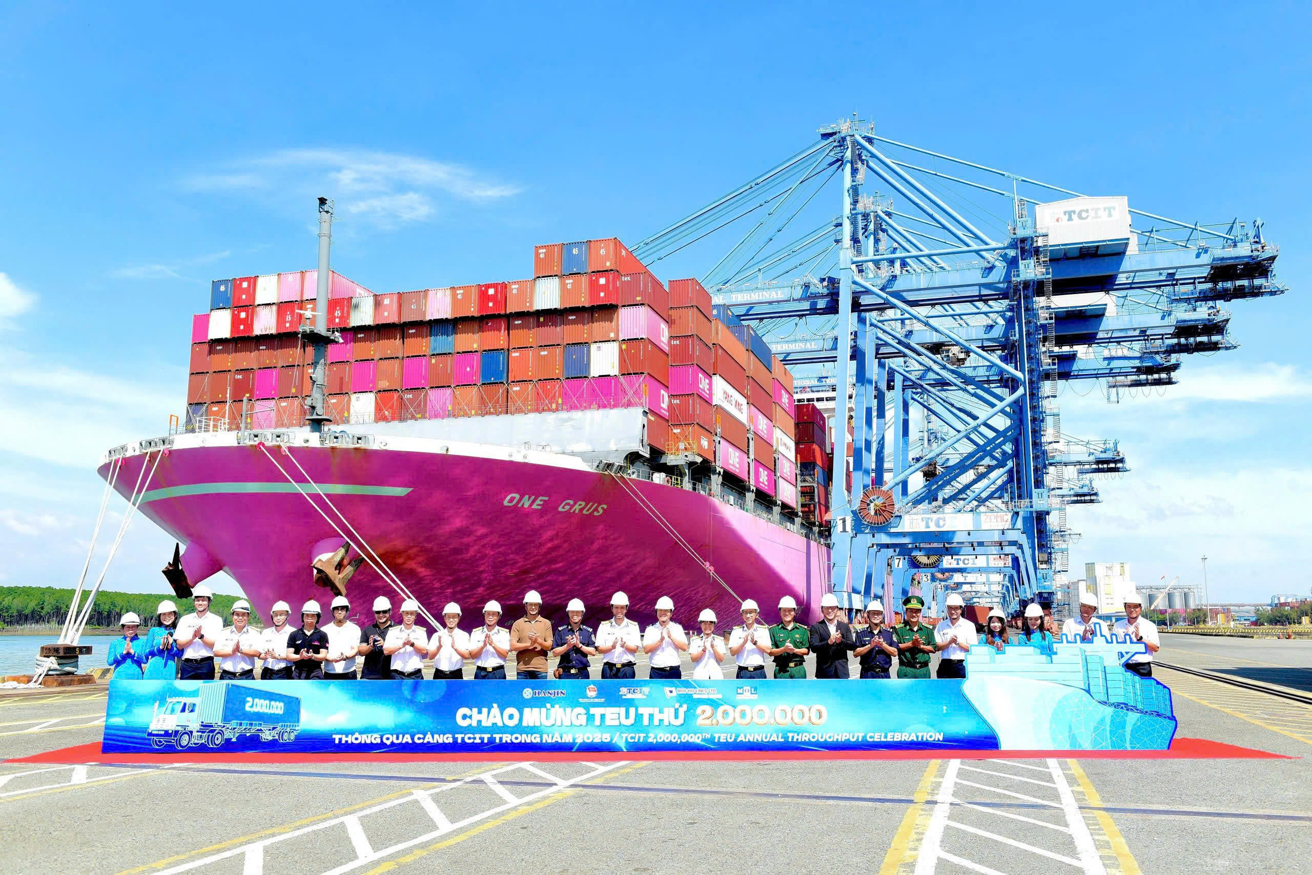 Cảng TCIT vượt mốc 2 triệu TEU lần thứ ba - Ảnh 1.