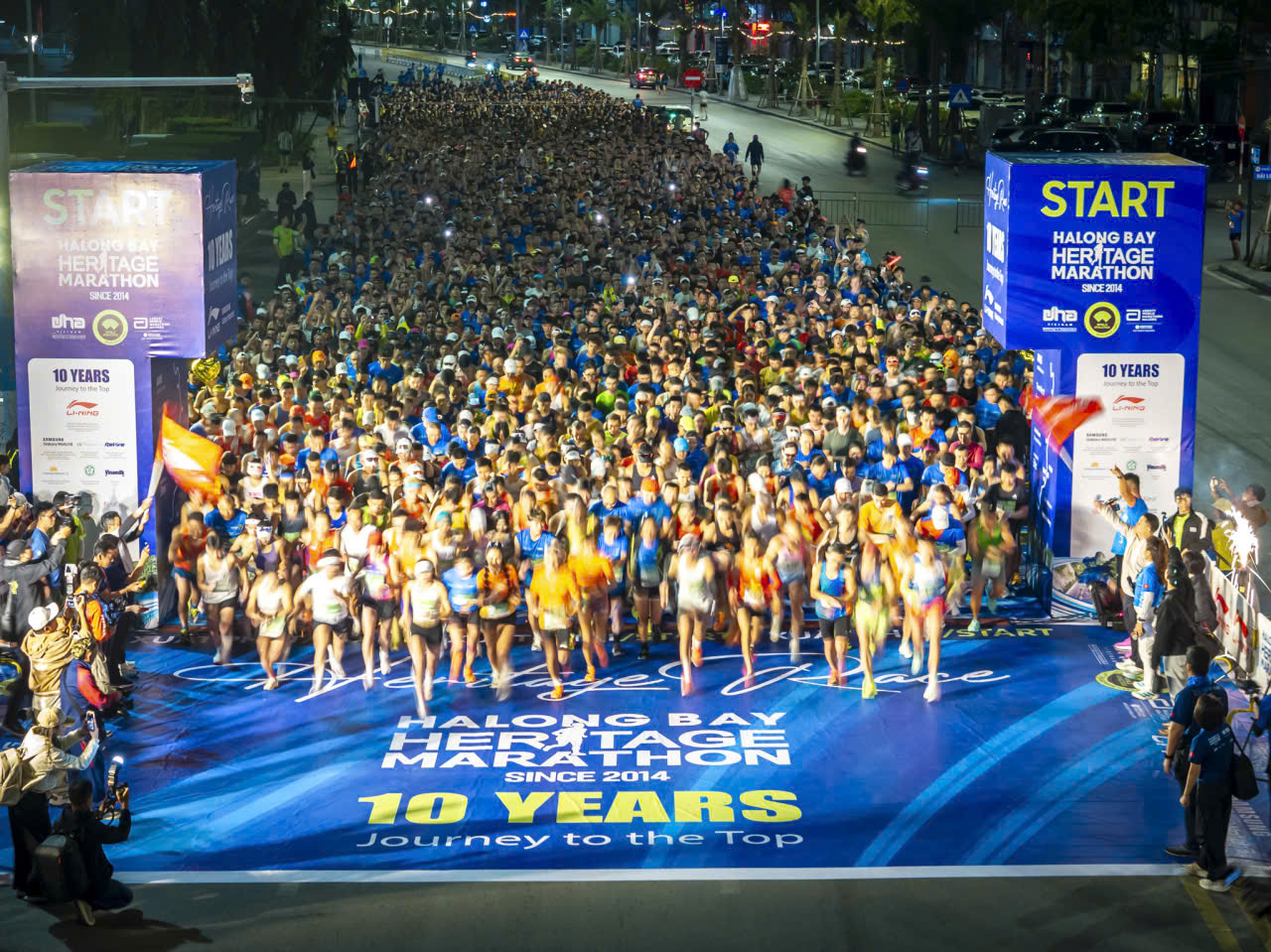 "Mưa" kỷ lục tại Giải Marathon Quốc tế Di Sản Hạ Long 2025 - Ảnh 12.