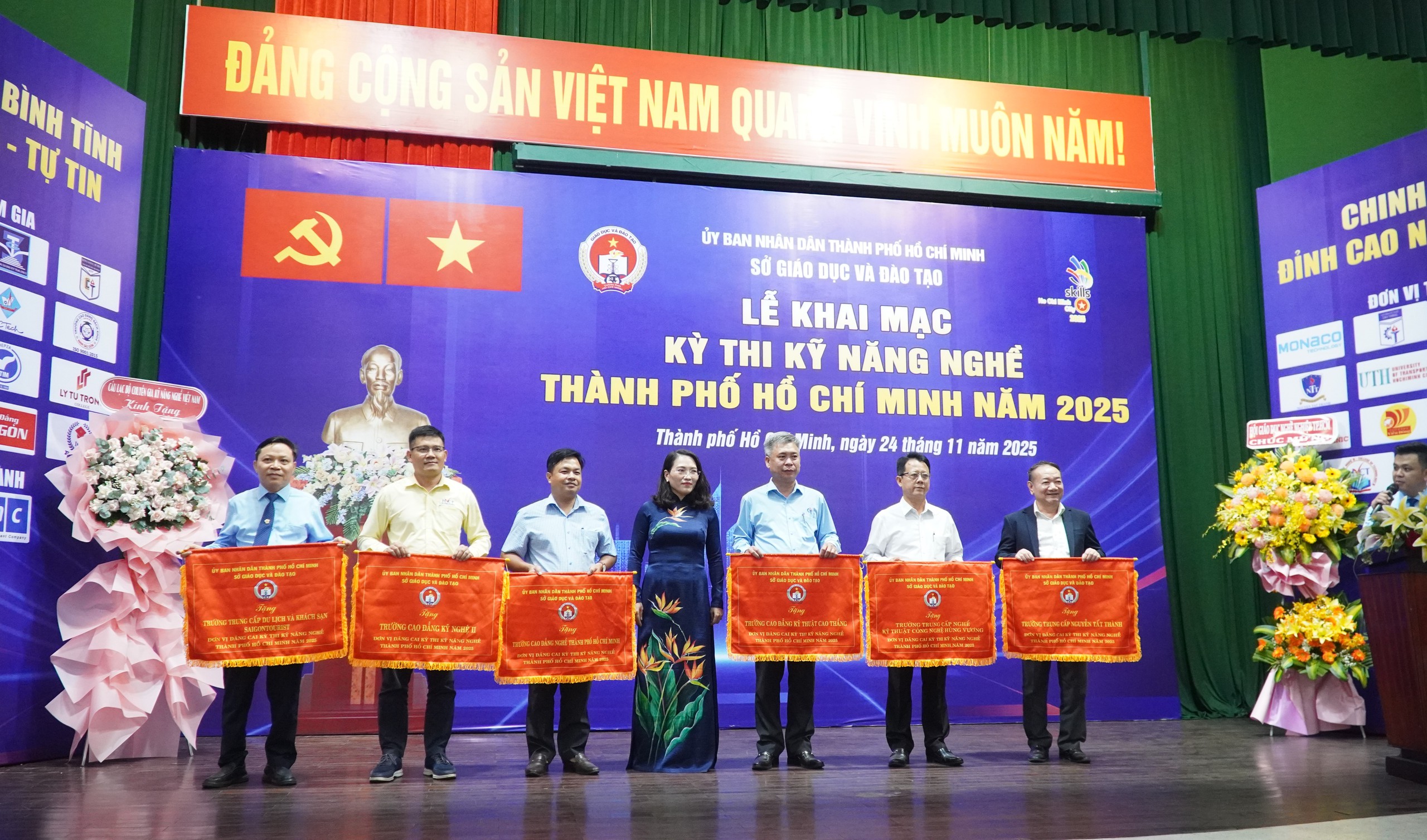 Gần 250 th&iacute; sinh tranh t&agrave;i kỹ năng nghề TP HCM, ai sẽ l&agrave; qu&aacute;n qu&acirc;n?  - Ảnh 1.