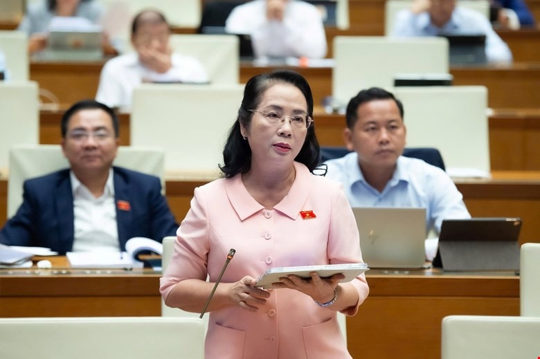 ĐB Trần Kim Yến đề nghị thành lập cơ quan truyền thông chủ lực tại Hà Nội và TP HCM - Ảnh 1.