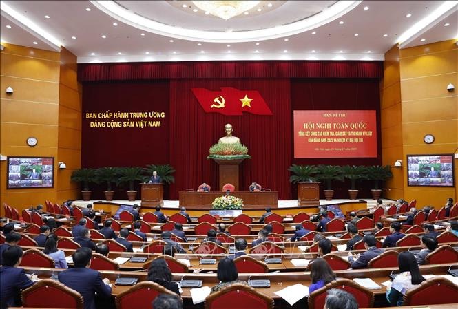 Tổng Bí thư Tô Lâm: Xây dựng đội ngũ cán bộ kiểm tra "trong sáng như gương, sắc bén như gươm" - Ảnh 1.