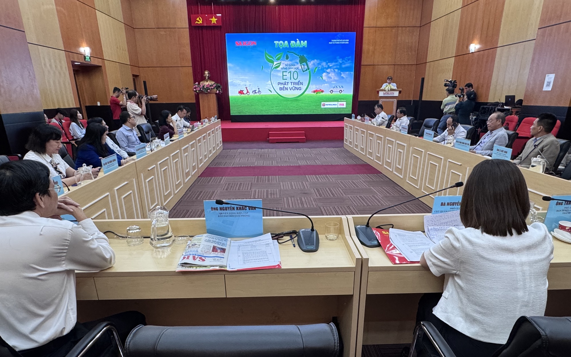 Đề xuất nghiên cứu chính sách hỗ trợ doanh nghiệp bán lẻ xăng sinh học E5 và E10