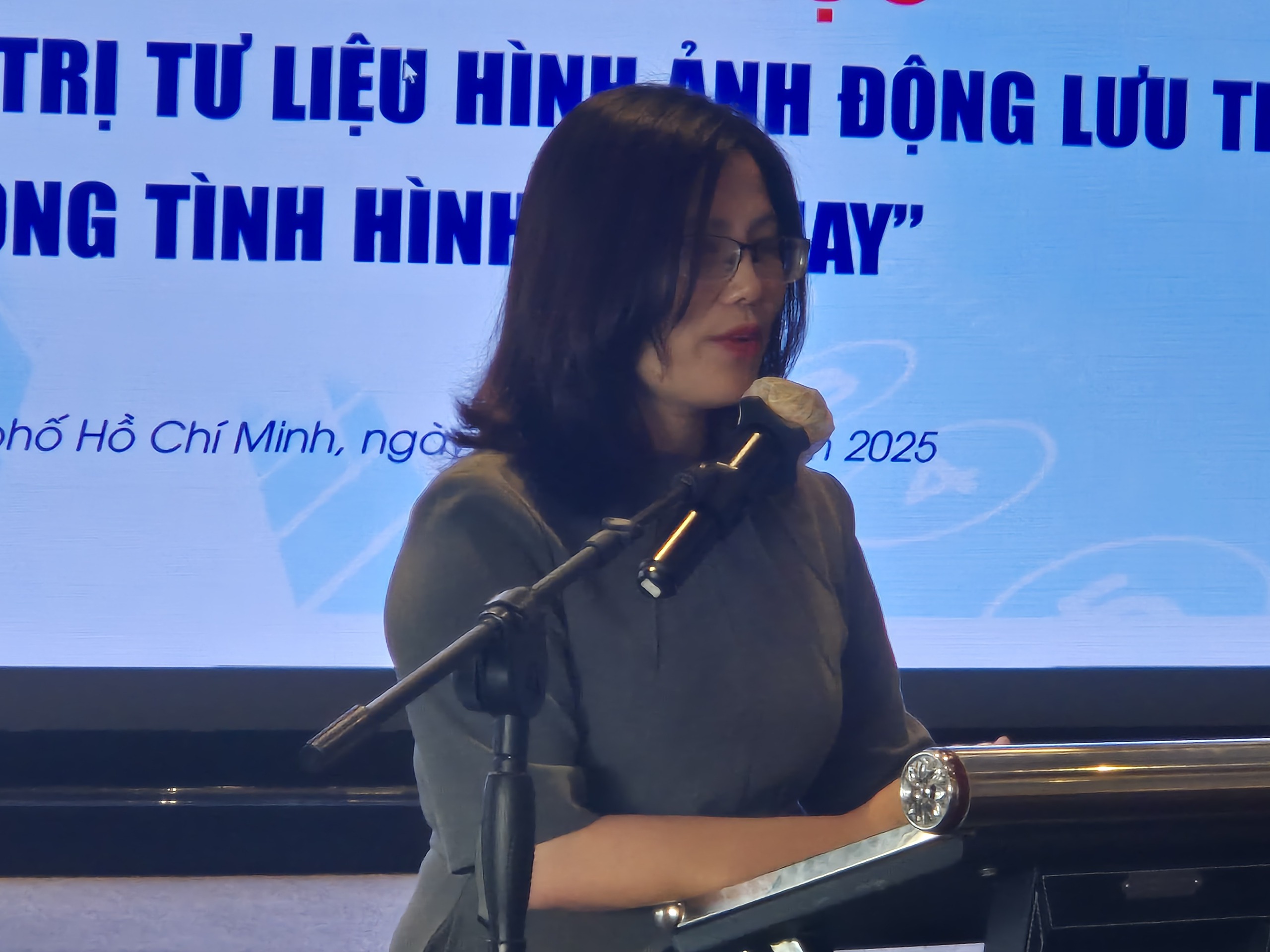 Chiến lược n&agrave;o để thương mại h&oacute;a phim lưu trữ - Ảnh 1.