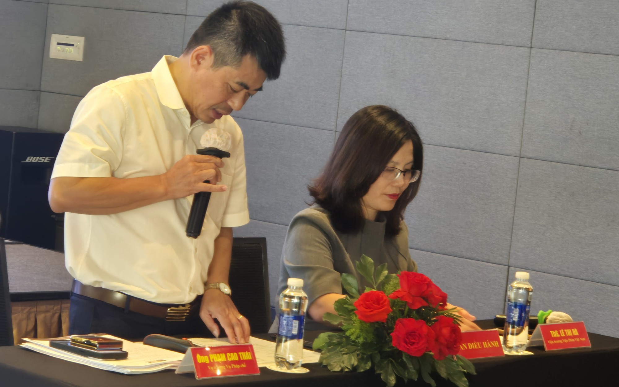 Chiến lược nào để thương mại hóa phim lưu trữ