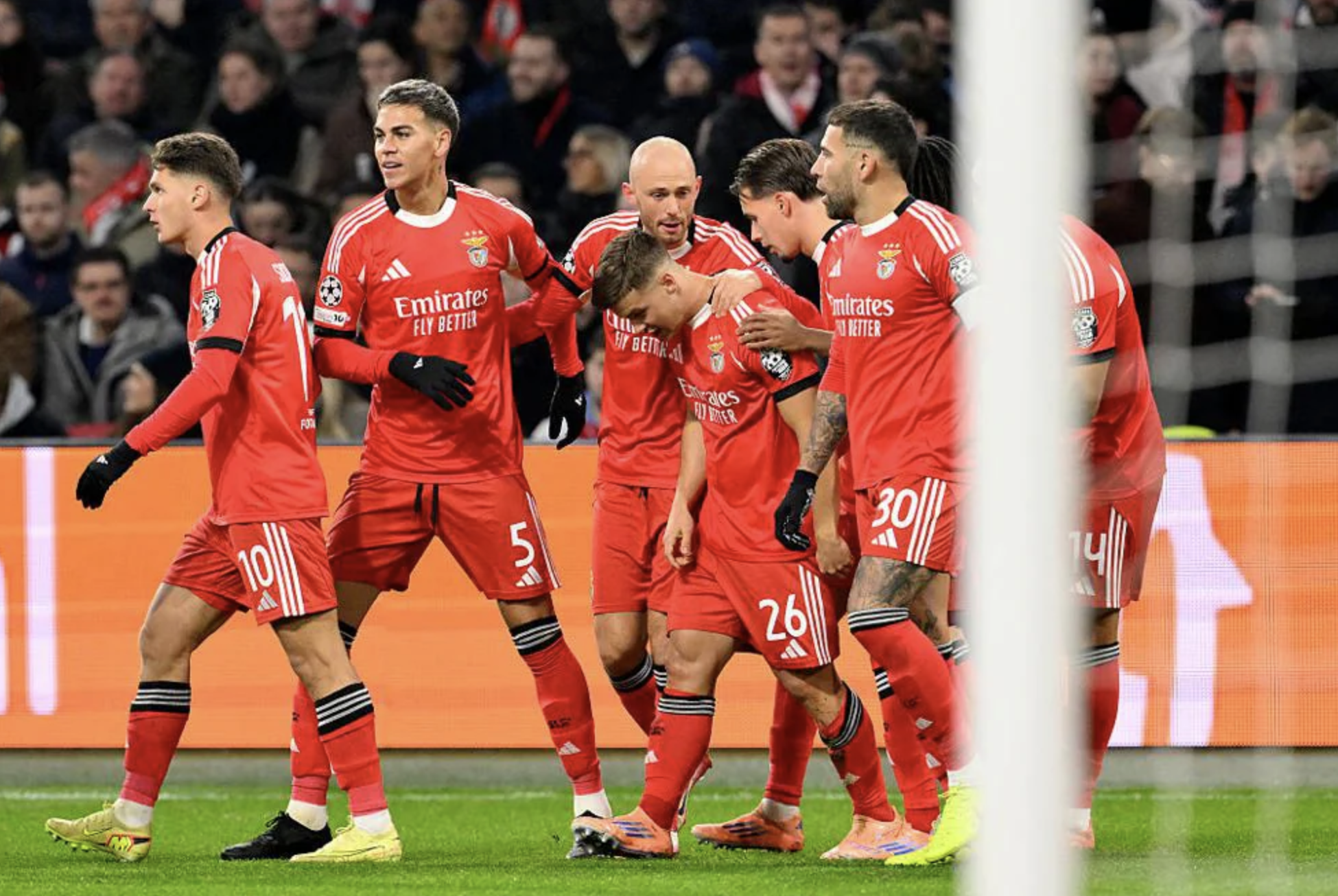 Jose Mourinho lần đầu thắng ở Champions League sau 6 năm - Ảnh 2.