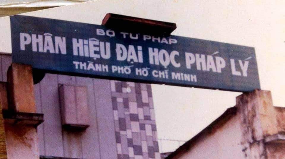 Nửa thế kỷ vươn m&igrave;nh của Trường ĐH Luật TP HCM - Ảnh 5.