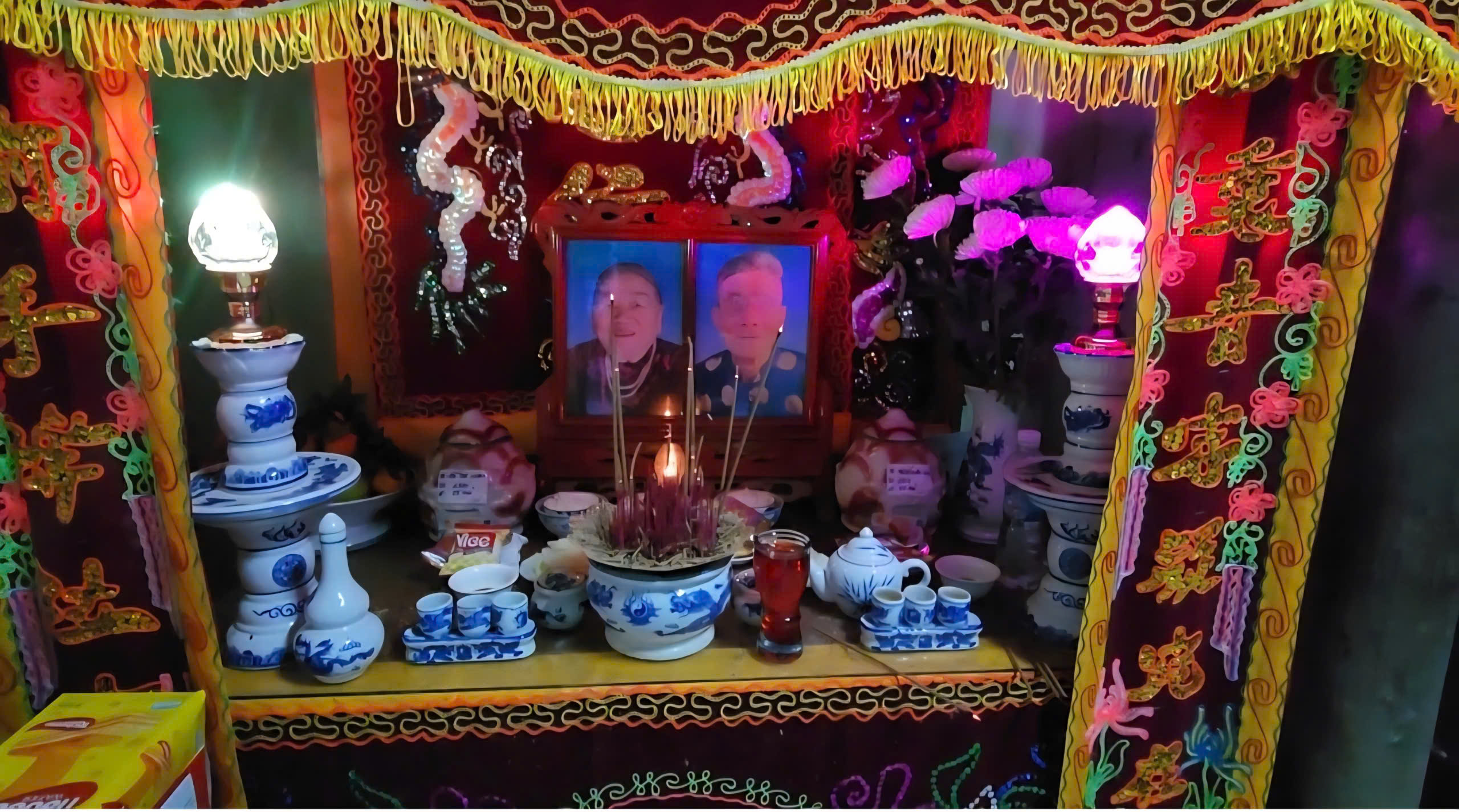 Tr&aacute;i tim miền Trung hỗ trợ gia đ&igrave;nh nạn nh&acirc;n tử vong trong lũ lụt Đắk Lắk - Ảnh 3.