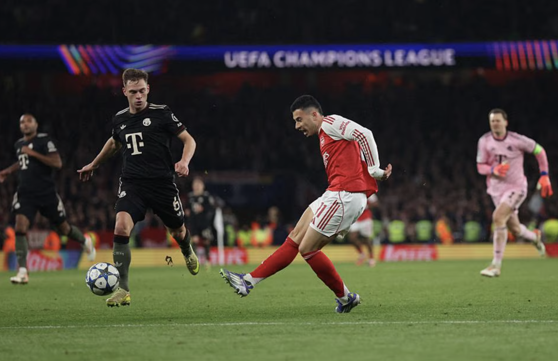 Đại ph&aacute; Bayern Munich, Arsenal ngạo nghễ tr&ecirc;n đỉnh Champions Leaague - Ảnh 6.
