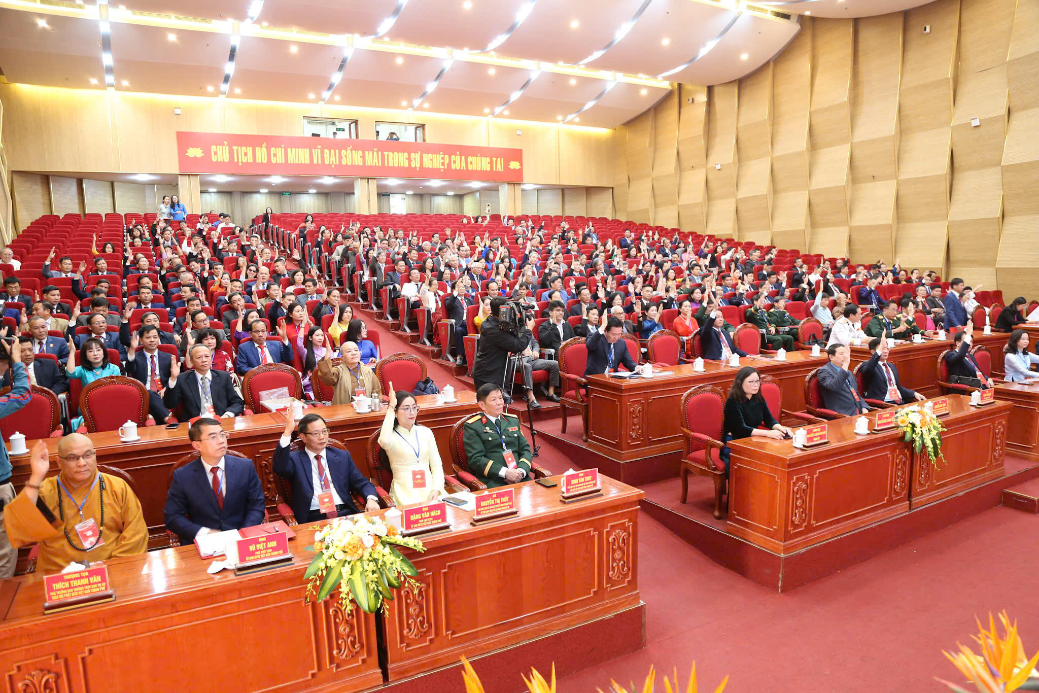 &Ocirc;ng Phạm Văn Lập t&aacute;i cử Chủ tịch Uỷ ban MTTQ Việt Nam TP Hải Ph&ograve;ng nhiệm kỳ 2025 - 2030 - Ảnh 2.