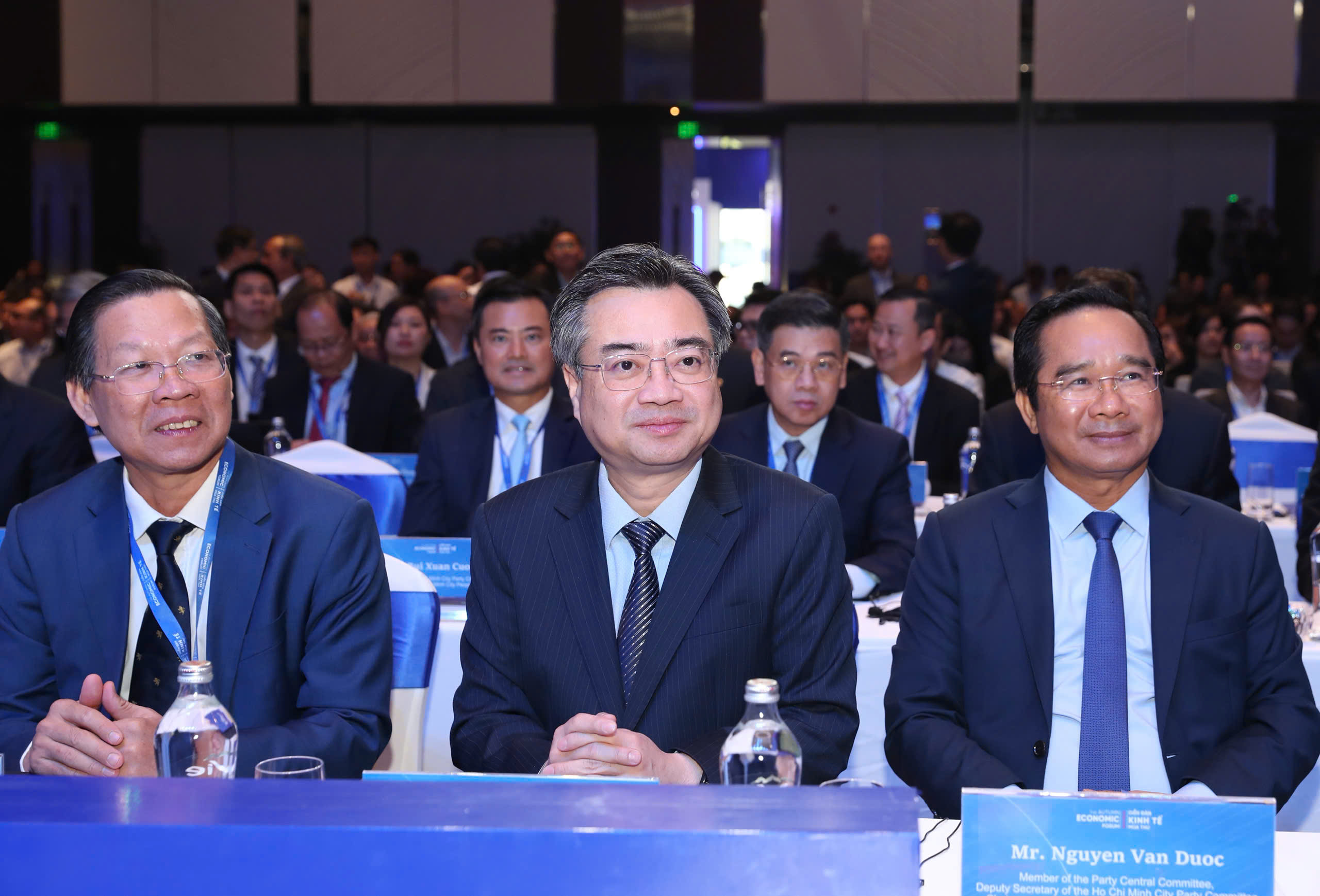 Thủ tướng Phạm Minh Ch&iacute;nh tham dự Diễn đ&agrave;n Kinh tế m&ugrave;a thu 2025 tại TP HCM - Ảnh 6.