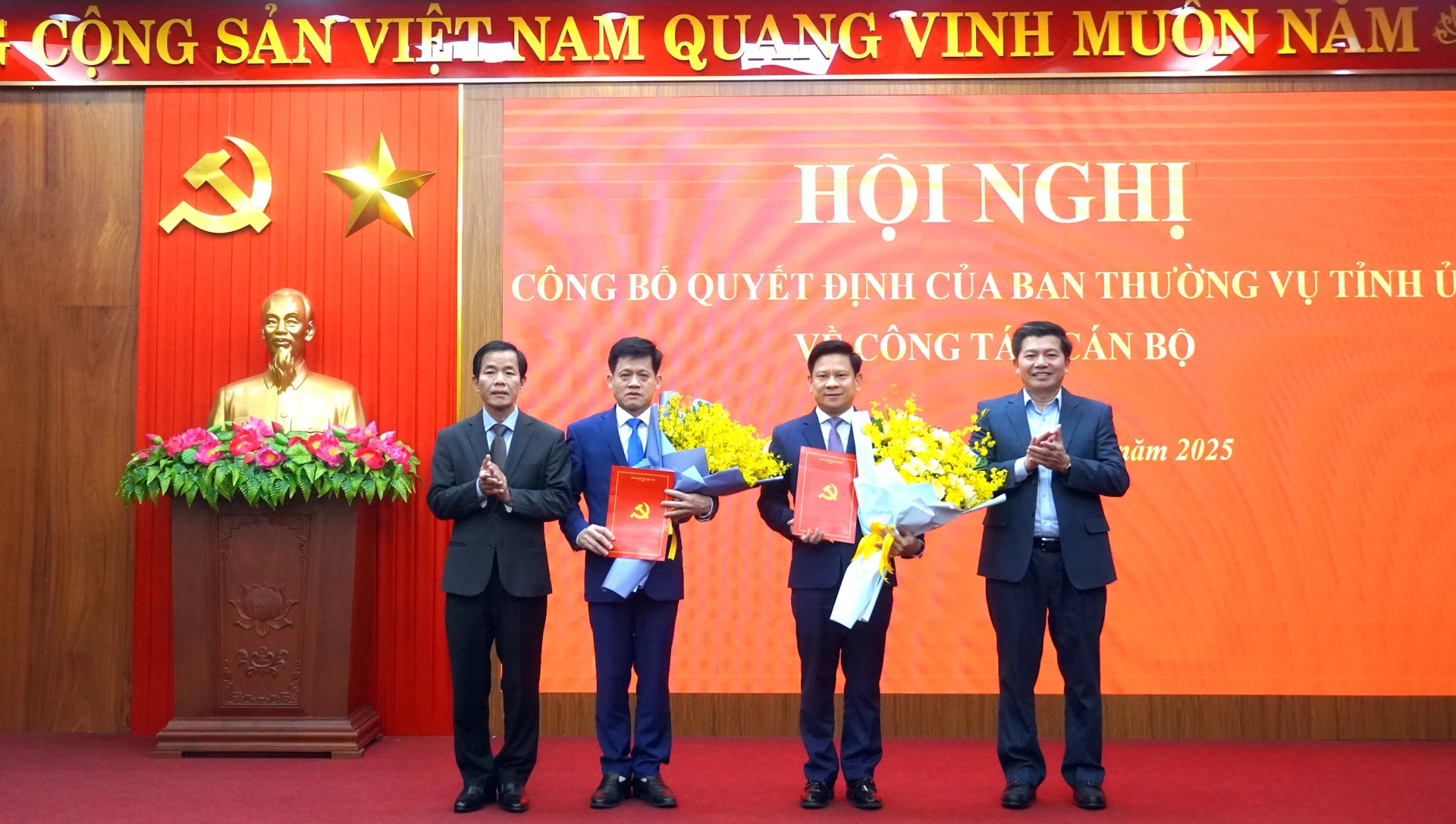 Tỉnh ủy Quảng Trị bổ nhiệm Lê Văn Bảo và Lê Vĩnh Thế vào vị trí lãnh đạo mới - Ảnh 1.