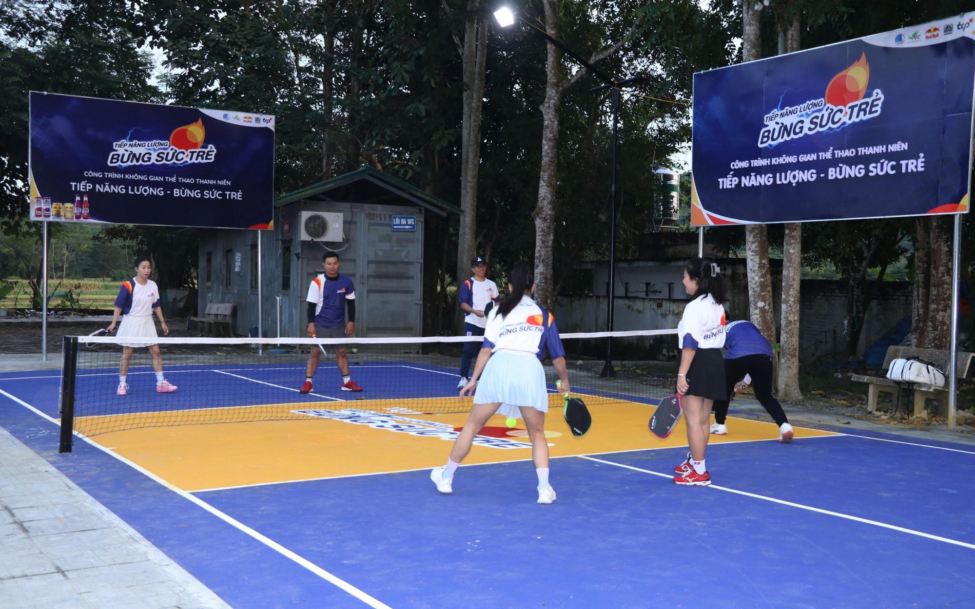 TCP tiếp sức cho thanh niên Việt qua sáng kiến thể thao