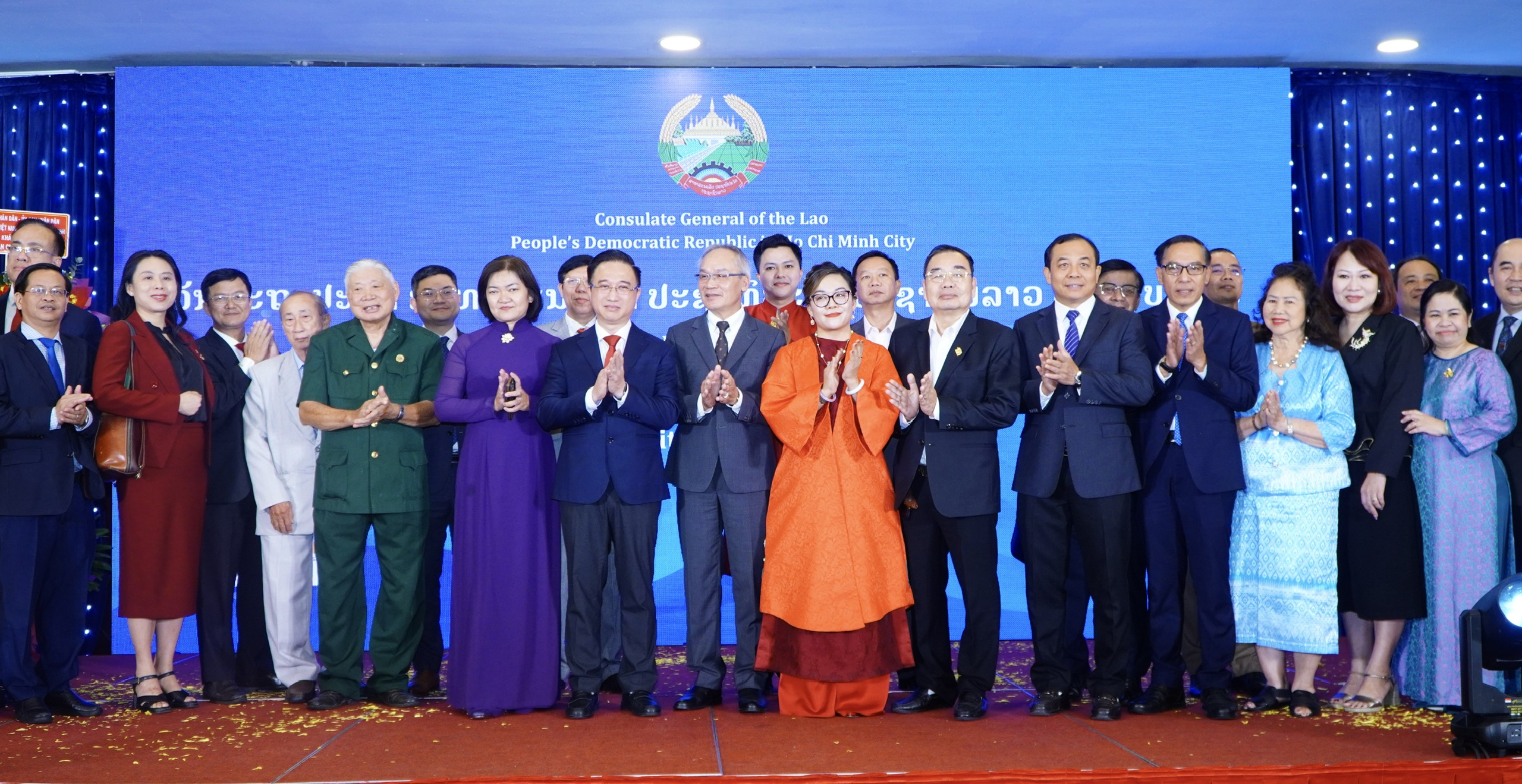 Kỷ niệm 50 năm Quốc khánh Lào tại TP HCM: Mối quan hệ Việt - Lào vững bền - Ảnh 5.