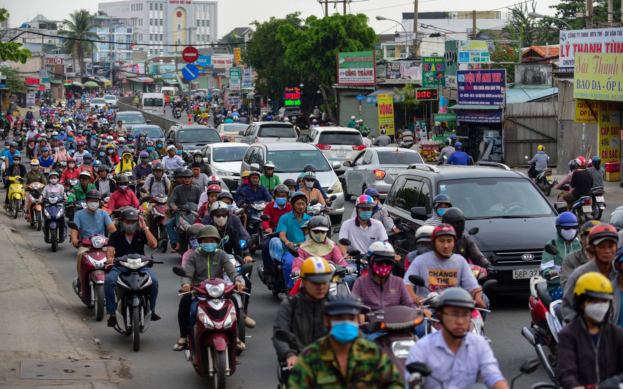 Phó Thủ tướng: Đánh giá tác động kiểm định khí thải xe máy với người dân ở Hà Nội và TPHCM