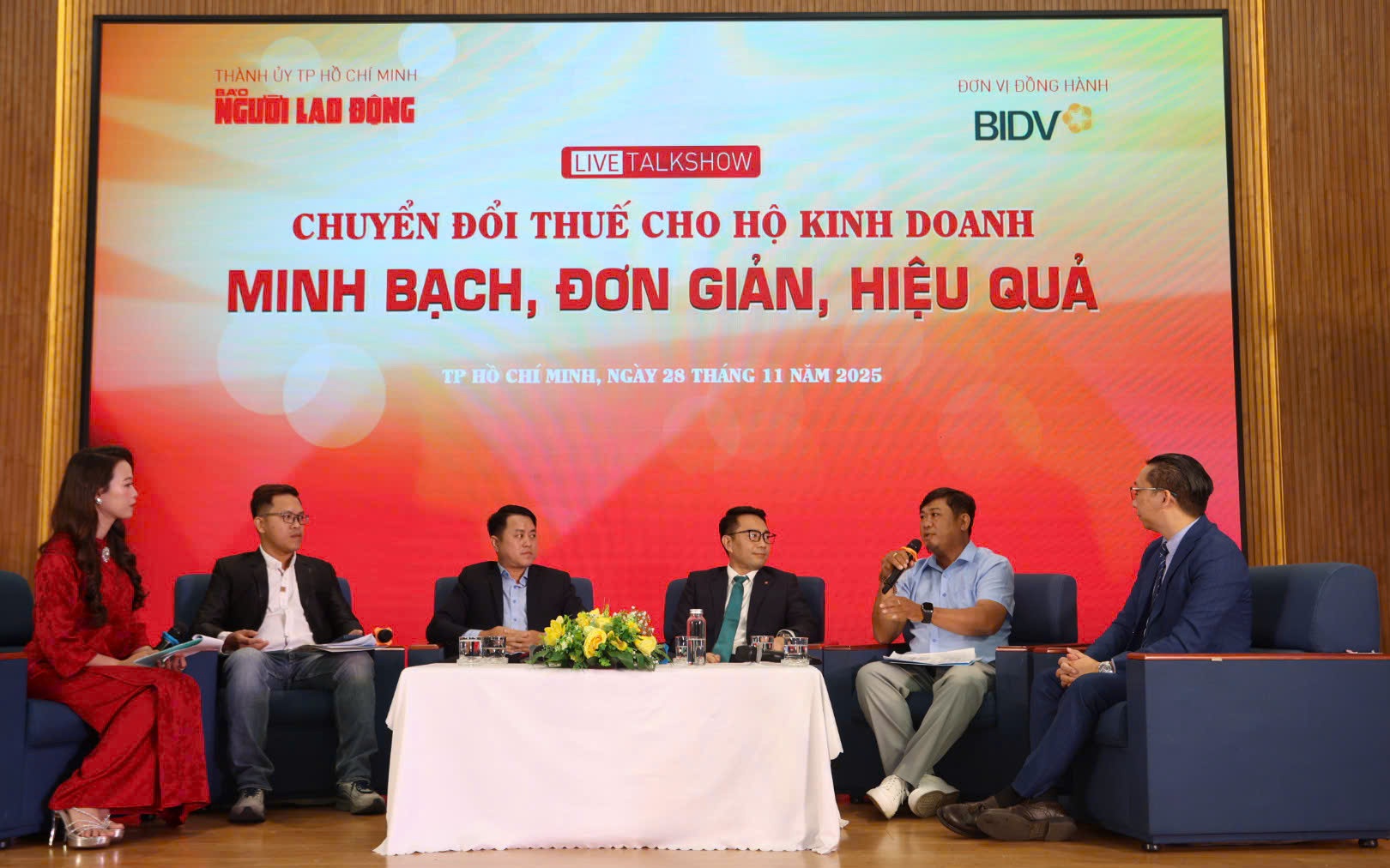 Ch&iacute;nh s&aacute;ch thuế phải ph&ugrave; hợp sức chịu đựng của người d&acirc;n - Ảnh 2.