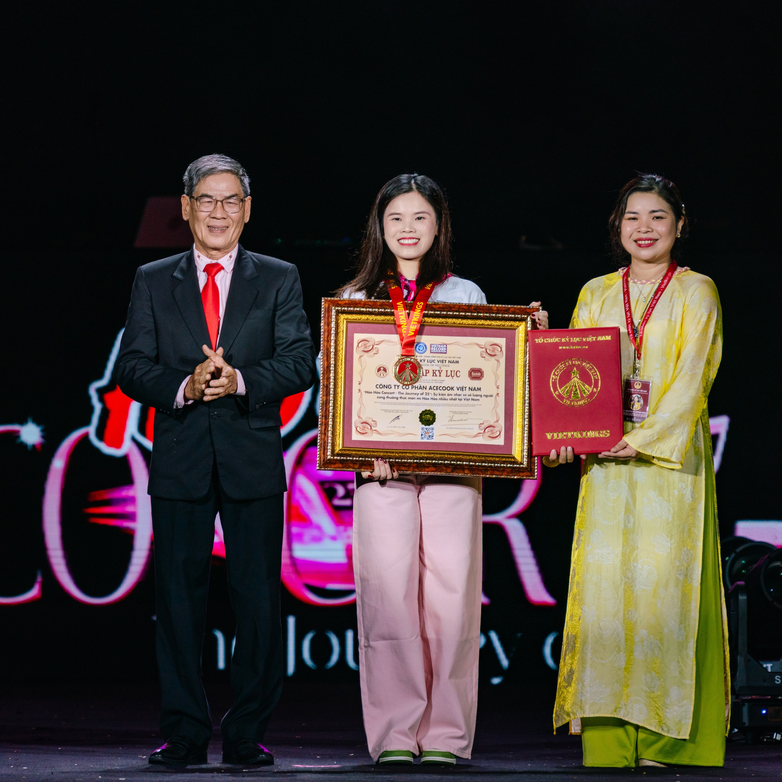 Hảo Hảo Concert - The Journey of 25: Đại tiệc âm nhạc bùng nổ chào mừng 25 năm - Ảnh 4.