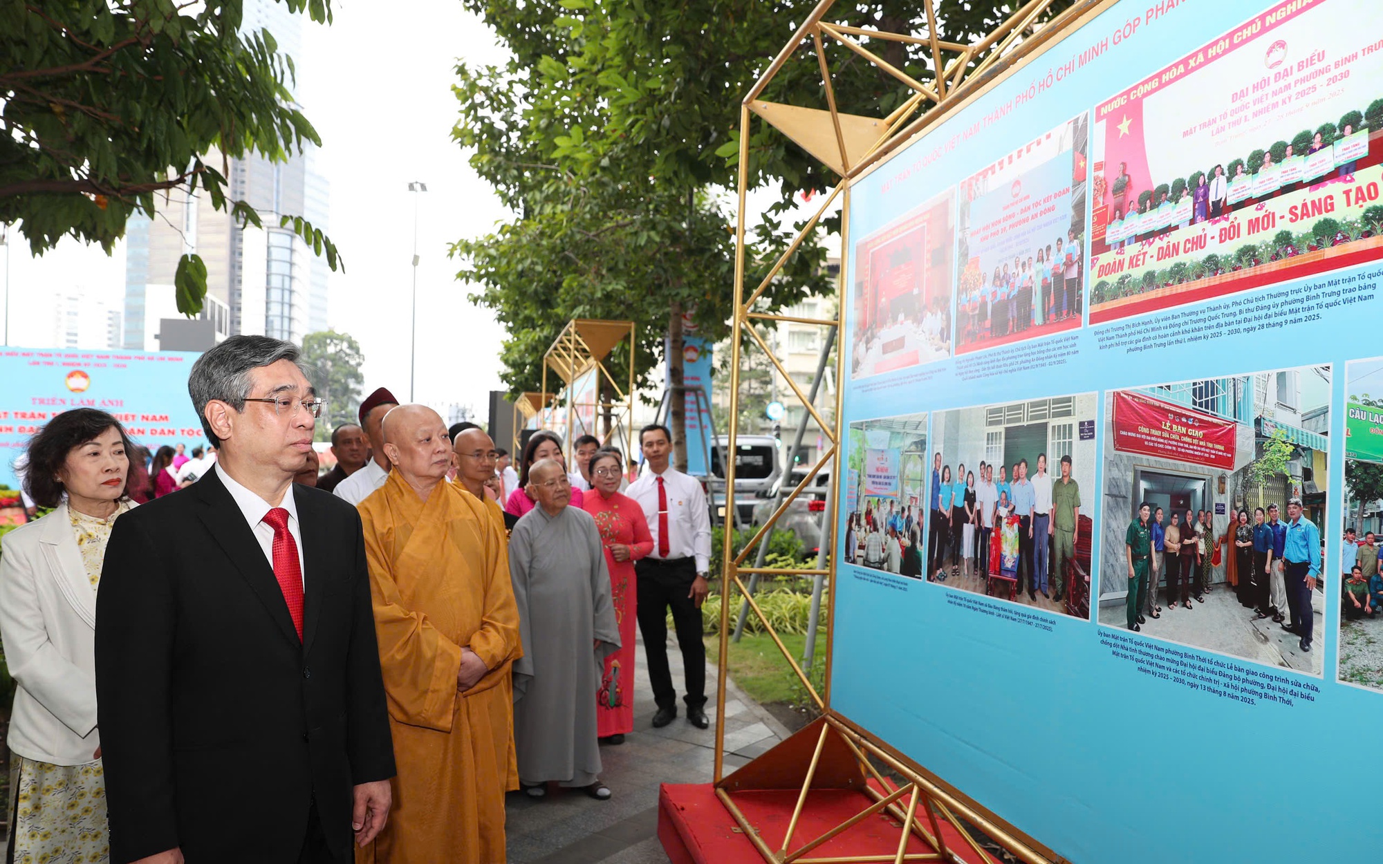 TPHCM khai mạc triển lãm "MTTQ Việt Nam - Phát huy sức mạnh đại đoàn kết"
