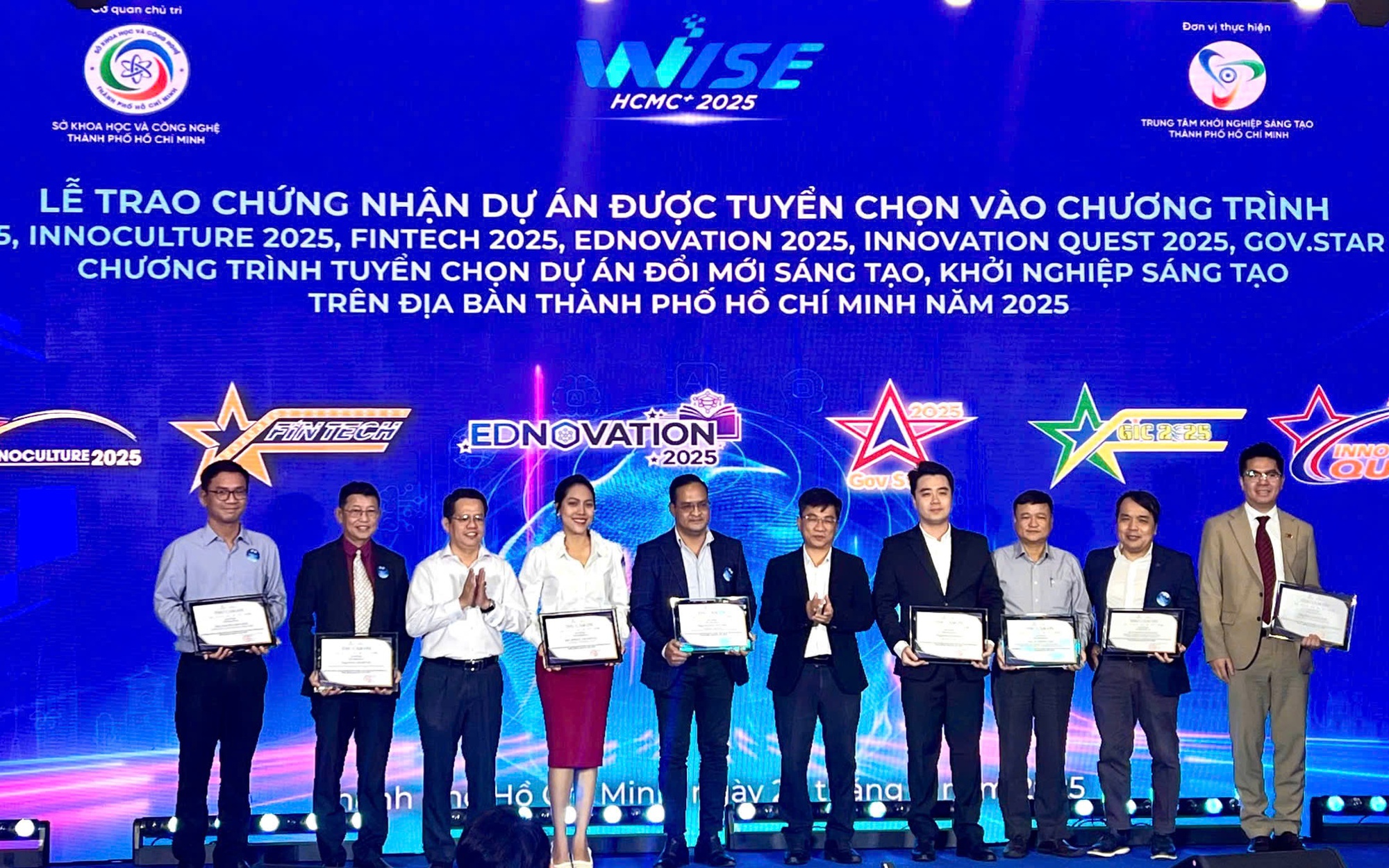 Một phần mềm quản lý suất ăn bán trú được trao chứng nhận xuất sắc về đổi mới, sáng tạo