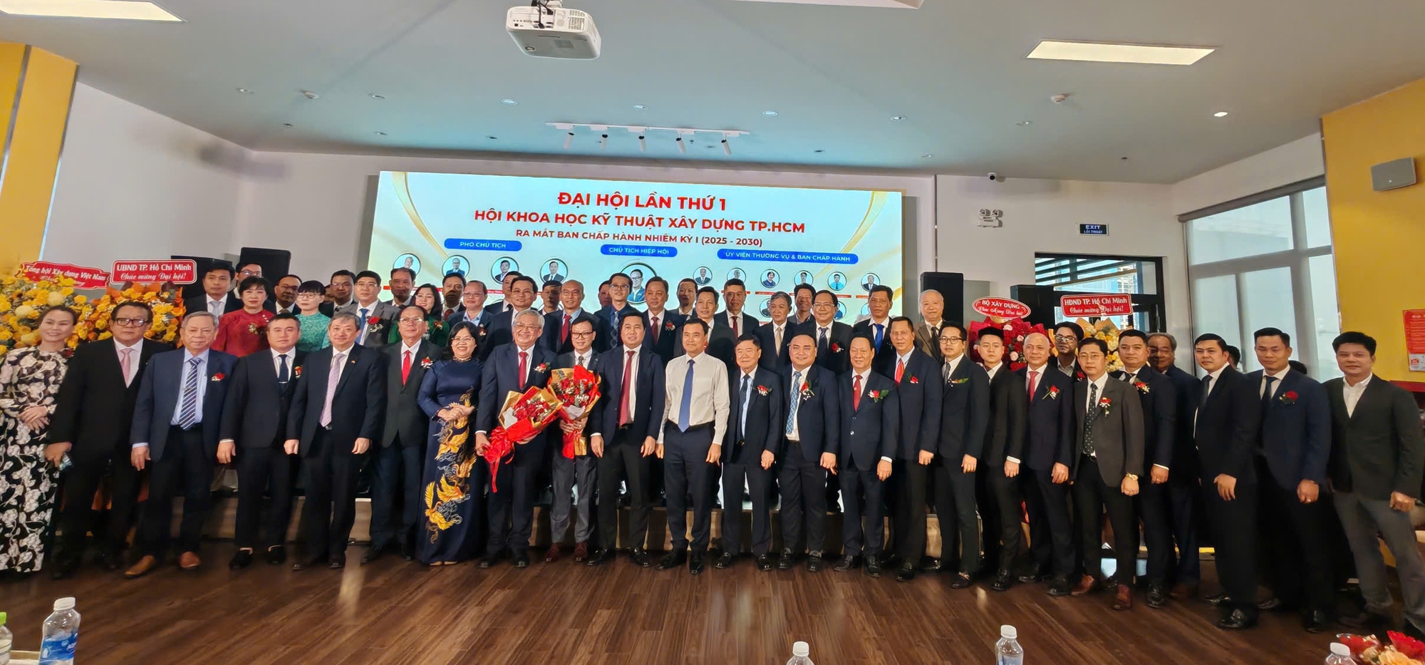 TS L&ecirc; Như Thạch giữ chức Chủ tịch Hội Khoa học Kỹ thuật X&acirc;y dựng TPHCM - Ảnh 1.