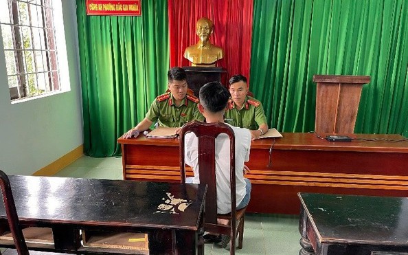 Tung tin gây hoang mang, bị xử lý ra sao?