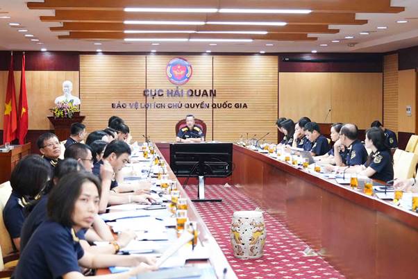 Ho&agrave;n thiện dự thảo Nghị định về xử phạt vi phạm h&agrave;nh ch&iacute;nh trong lĩnh vực Hải quan - Ảnh 1.