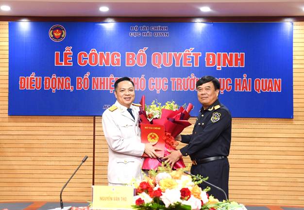 &Ocirc;ng Nguyễn Th&agrave;nh Hưng được bổ nhiệm giữ chức Ph&oacute; Cục trưởng Cục Hải quan - Ảnh 1.