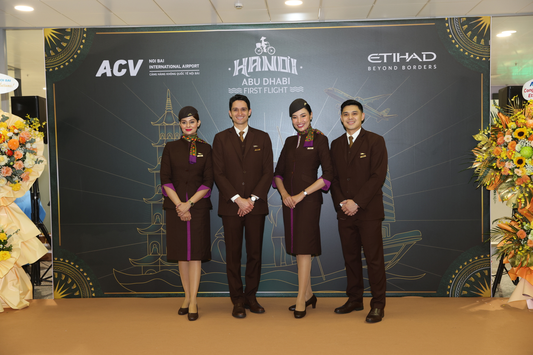Etihad Airways d&ugrave;ng "si&ecirc;u m&aacute;y bay" khai trương đường bay thẳng H&agrave; Nội - Abu Dhabi - Ảnh 8.