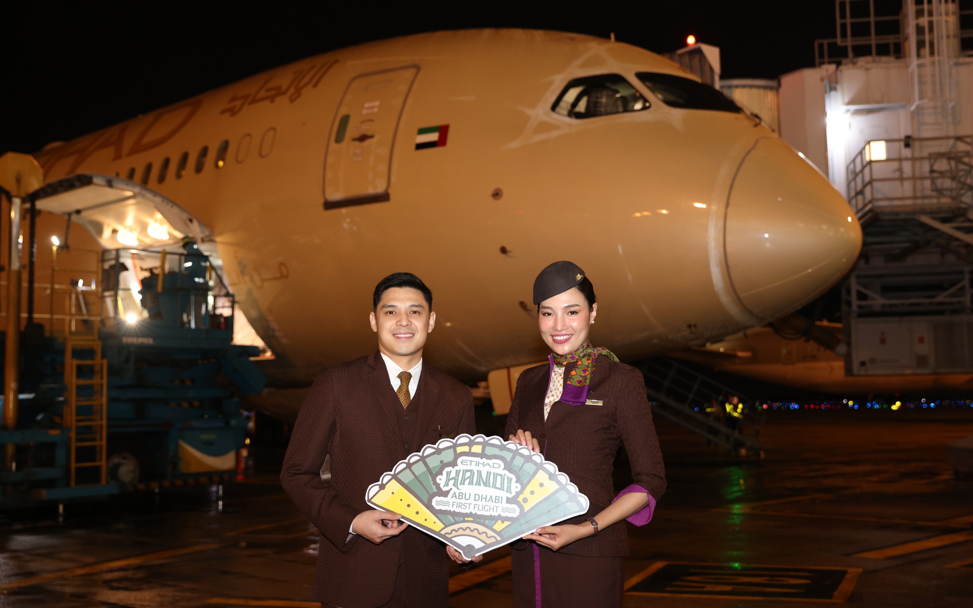 Etihad Airways dùng "siêu máy bay" khai trương đường bay thẳng Hà Nội - Abu Dhabi