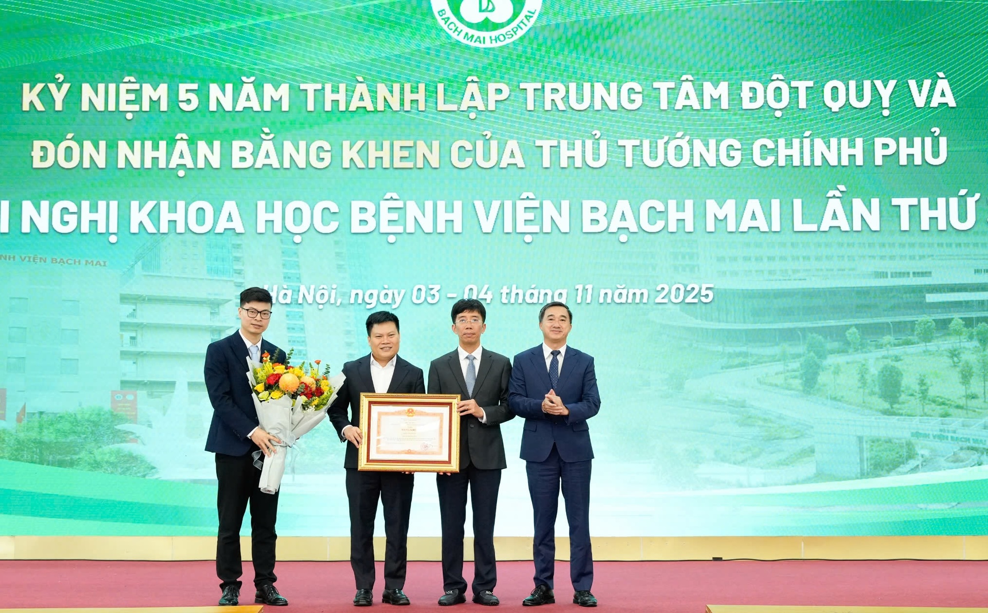 Nữ sinh 18 tuổi đột quỵ khi đang ở trường - Ảnh 1.
