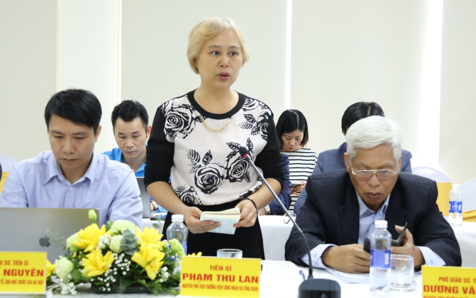 Đã đến lúc nói về "lương đủ sống"