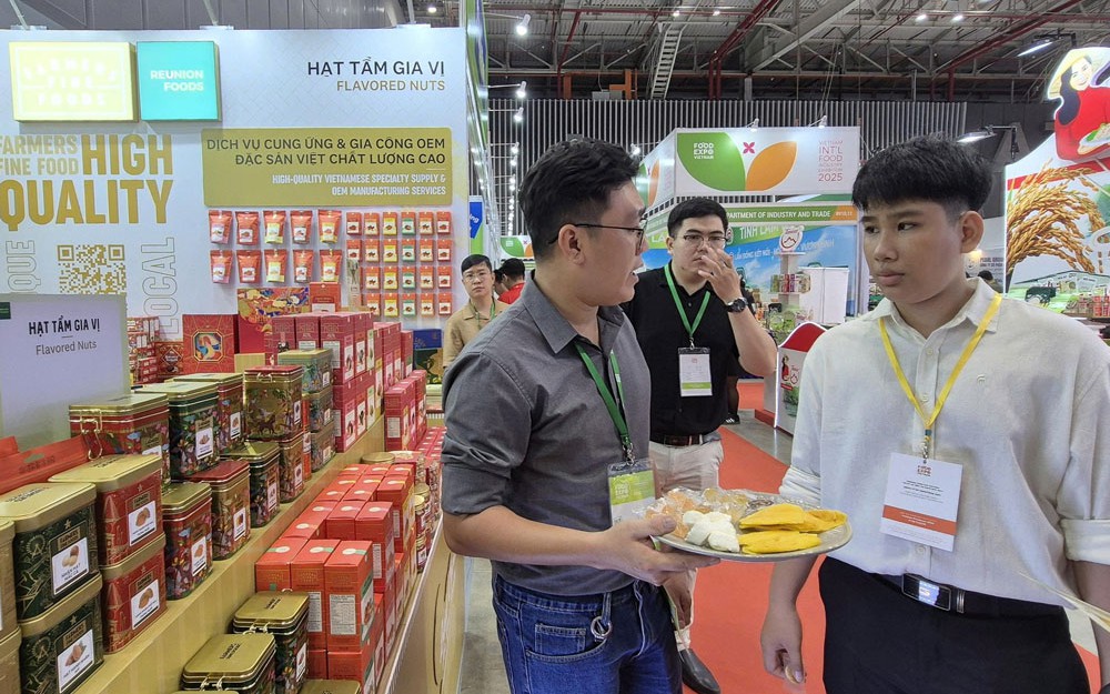Kinh nghiệm làm hàng quà Tết khi khởi nghiệp