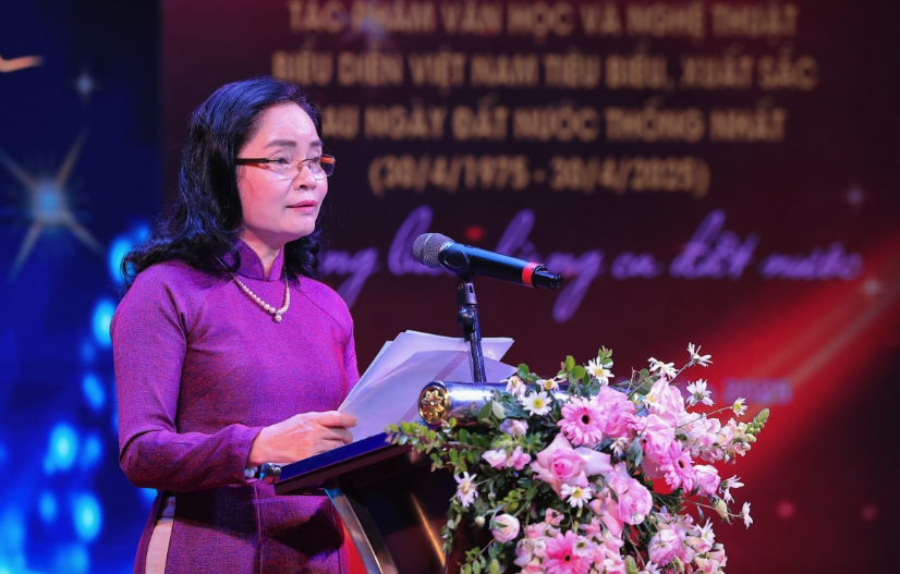 C&ocirc;ng bố 50 tác ph&acirc;̉m văn học, nghệ thuật bi&ecirc;̉u di&ecirc;̃n Việt Nam tiêu bi&ecirc;̉u, xu&acirc;́t sắc - Ảnh 5.